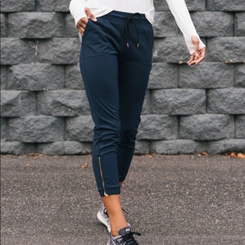ZYIA Peak Ankle Joggers In Navy Blue Size XL